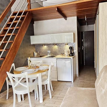 Holiday Home Slavia New 11 Z Antresola I Balkonem Przy Plazy Miedzyzdroje Exterior photo