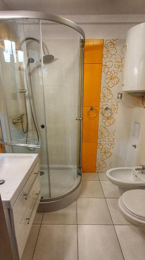 Holiday Home Slavia New 11 Z Antresola I Balkonem Przy Plazy Miedzyzdroje Exterior photo