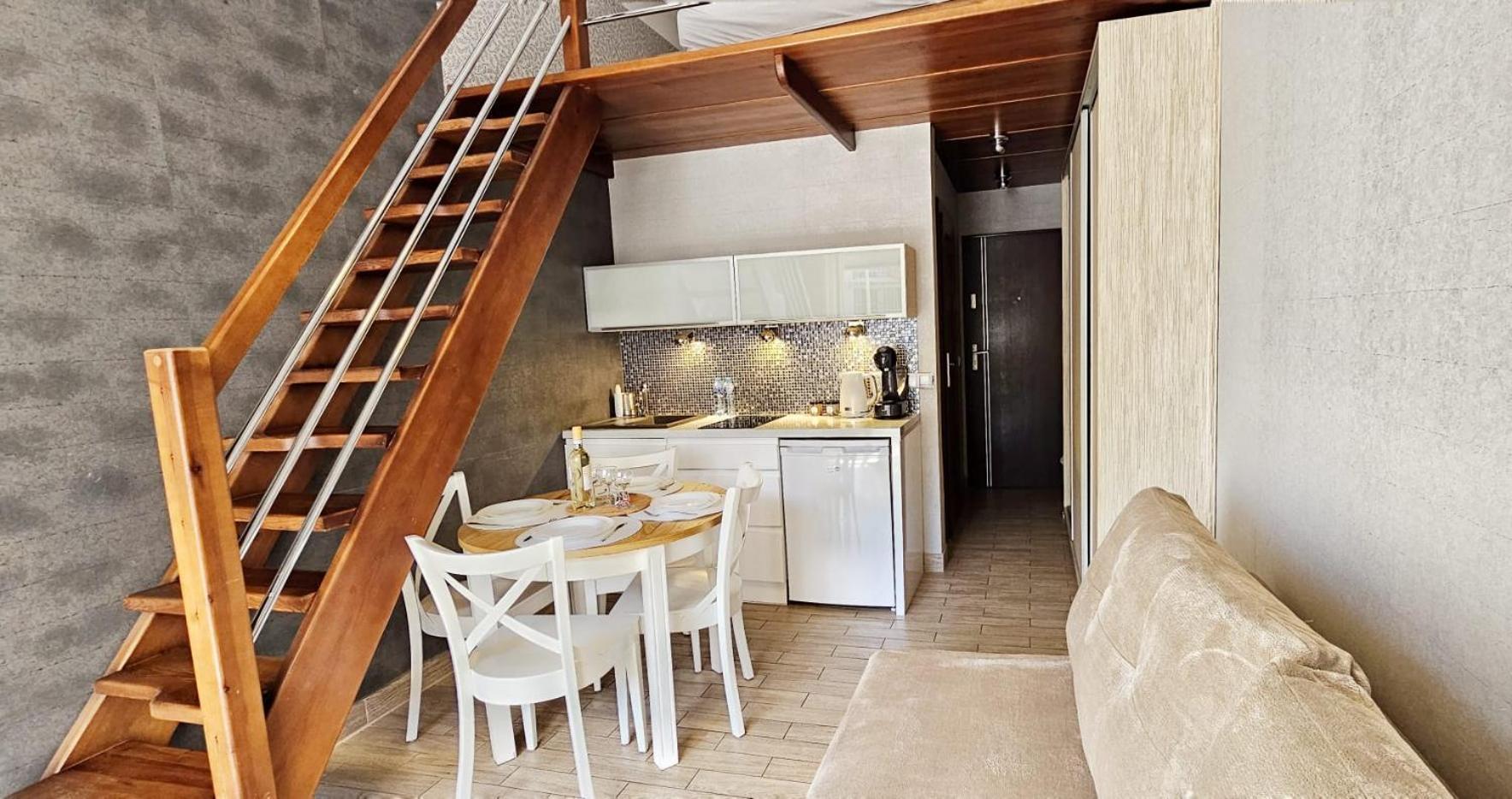 Holiday Home Slavia New 11 Z Antresola I Balkonem Przy Plazy Miedzyzdroje Exterior photo