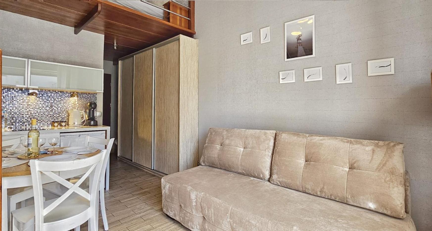 Holiday Home Slavia New 11 Z Antresola I Balkonem Przy Plazy Miedzyzdroje Exterior photo